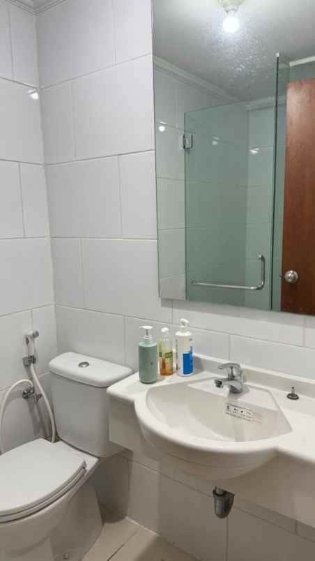 waterplace tower e lantai 18 full furnish