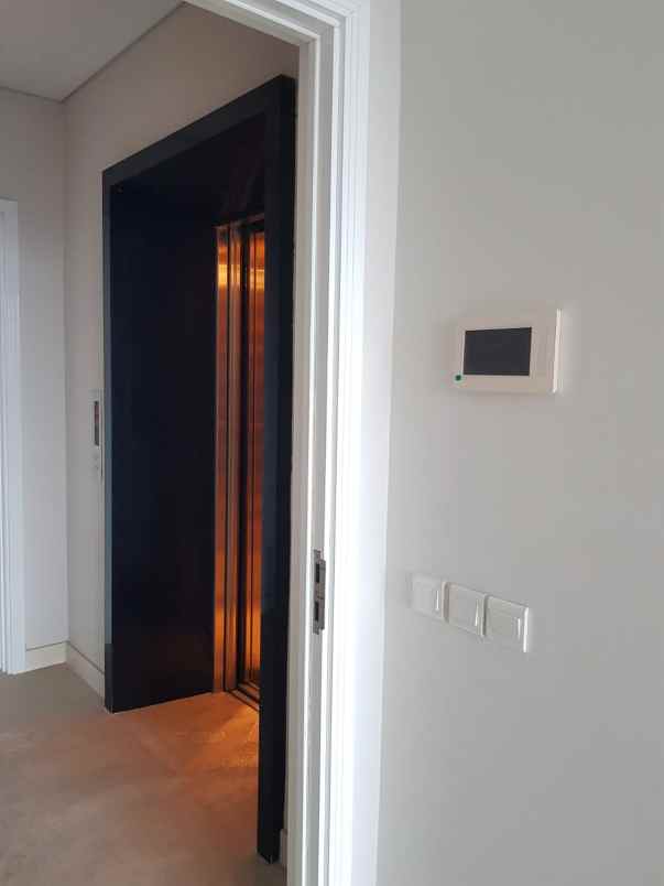 apartemen voila lantai 18 2 bedrooms surabaya