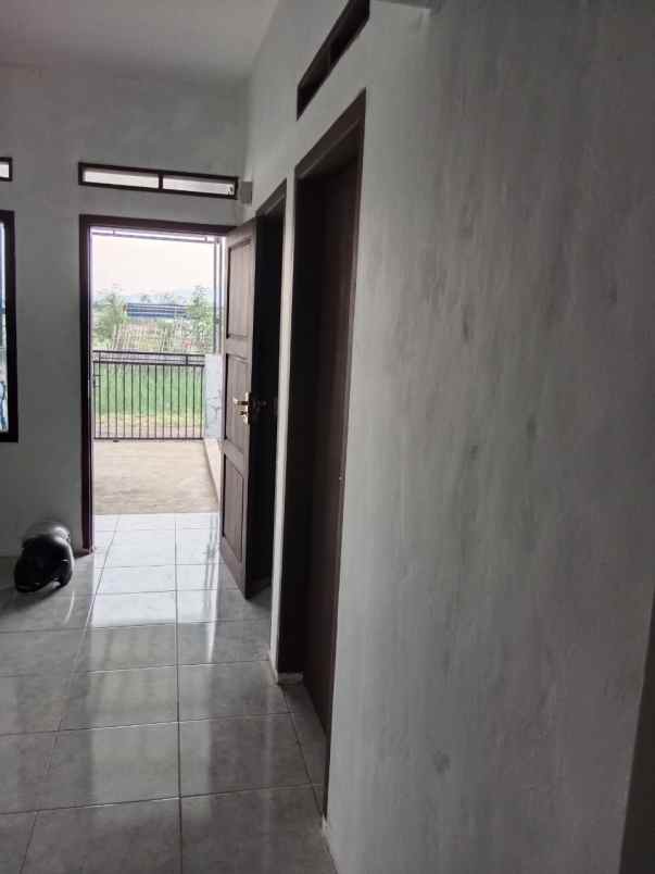 dekat kota nyaman ekonomis