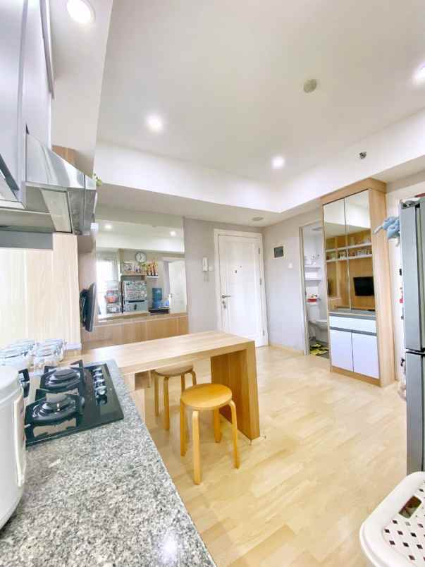 dijual apartemen apartemen green lake