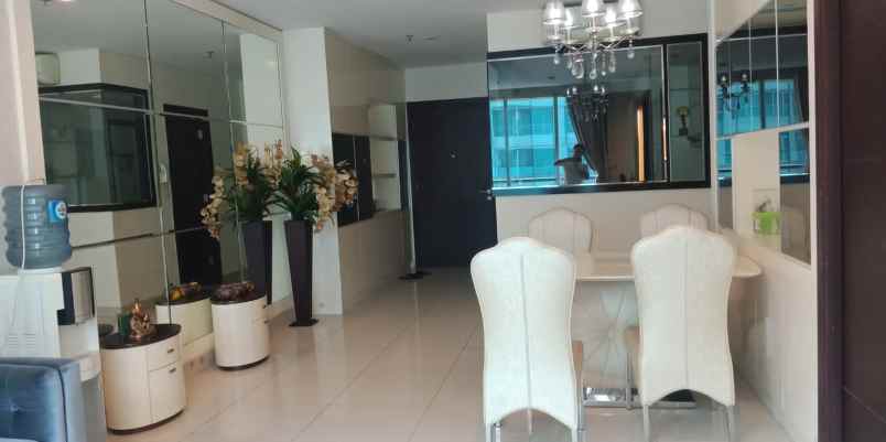 dijual apartemen kemang