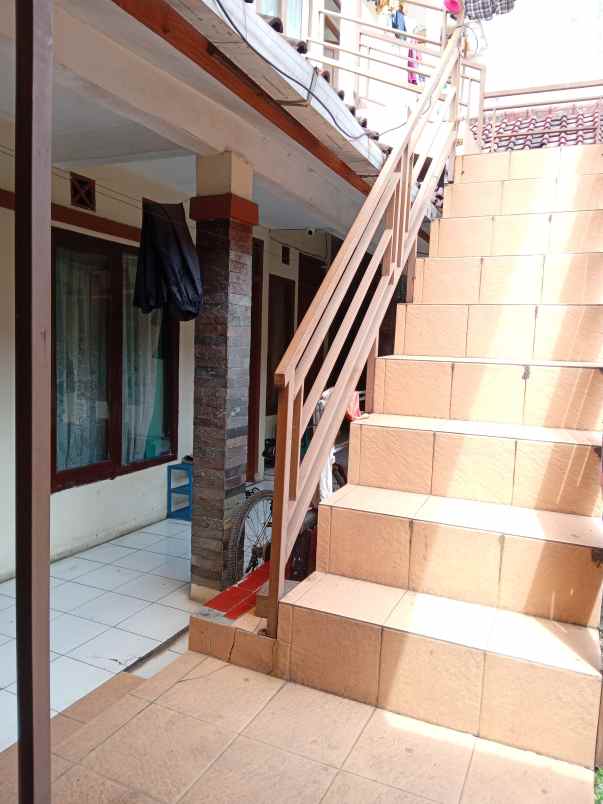 dijual cepat kost an di buah batu