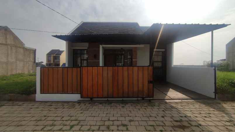 dijual cepat rumah dicangkuang dp ringan