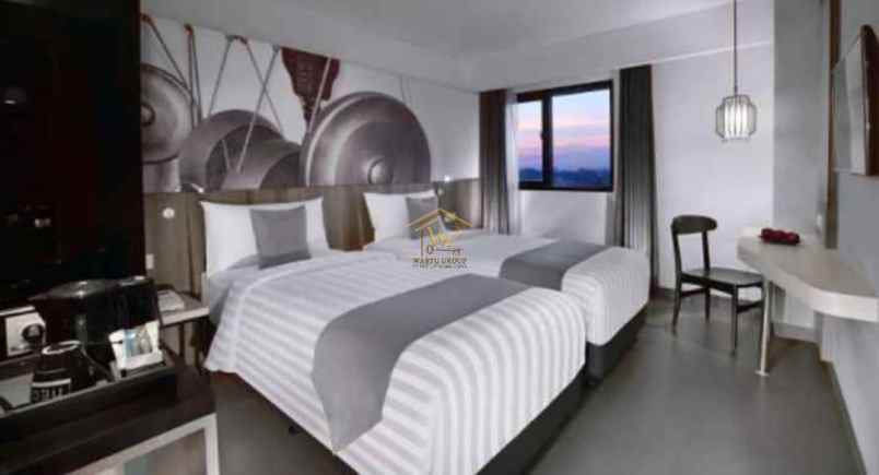 dijual hotel gedong tengen kota