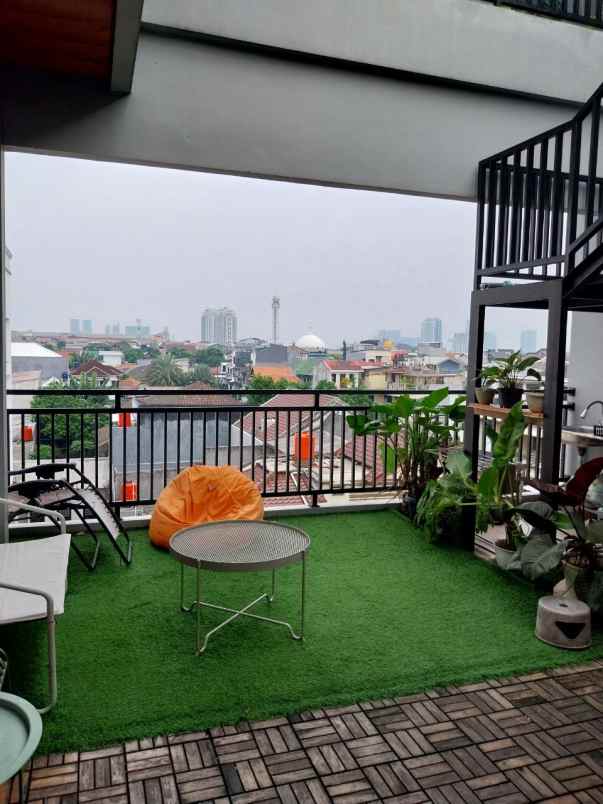 dijual kost gandaria selatan