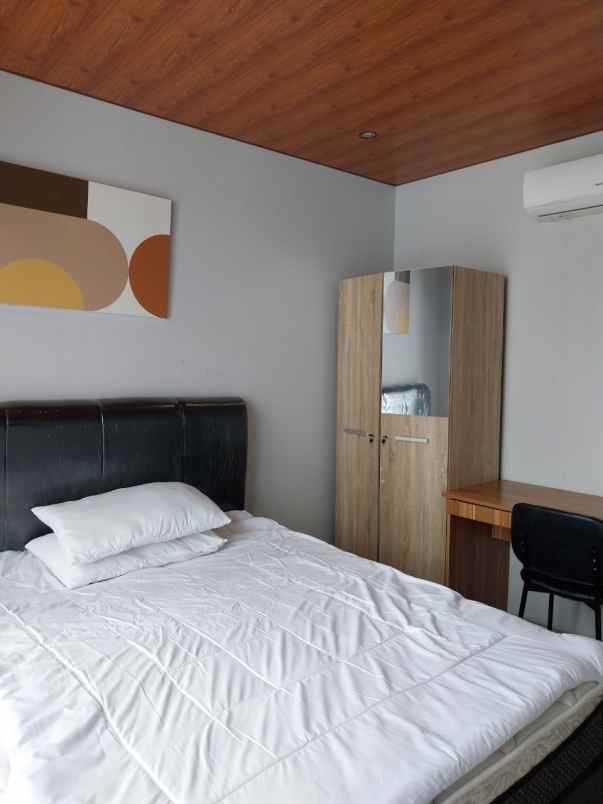 dijual kost gandaria selatan