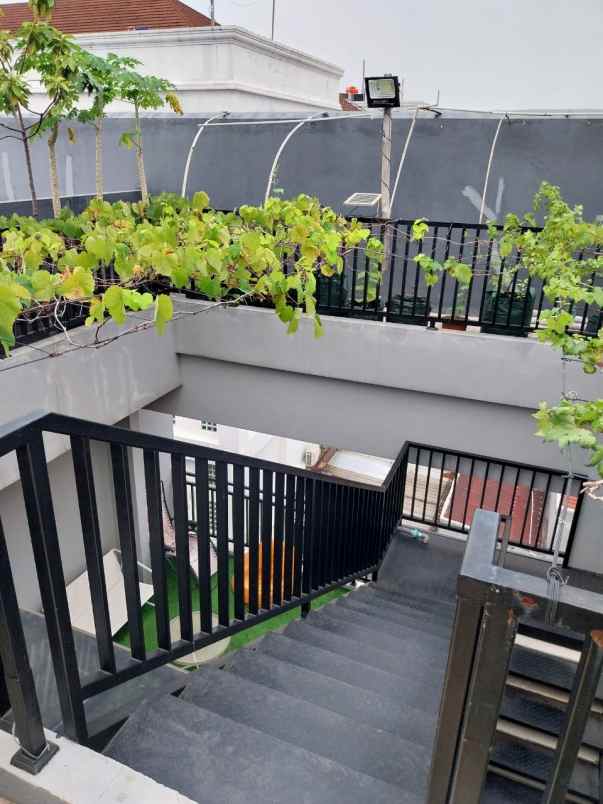 dijual kost gandaria selatan