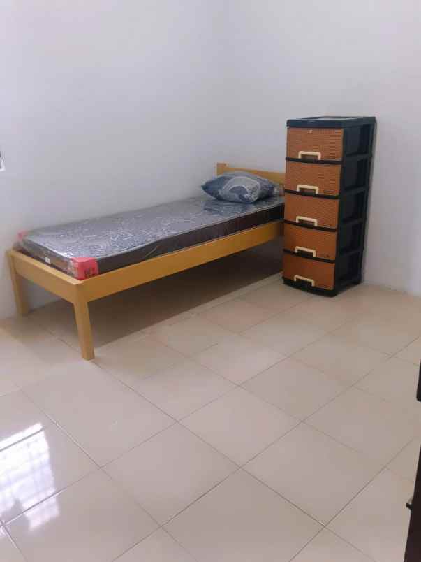 dijual kost jl ketapang