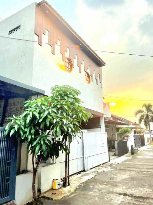 dijual kost jl rancabolang margahayu