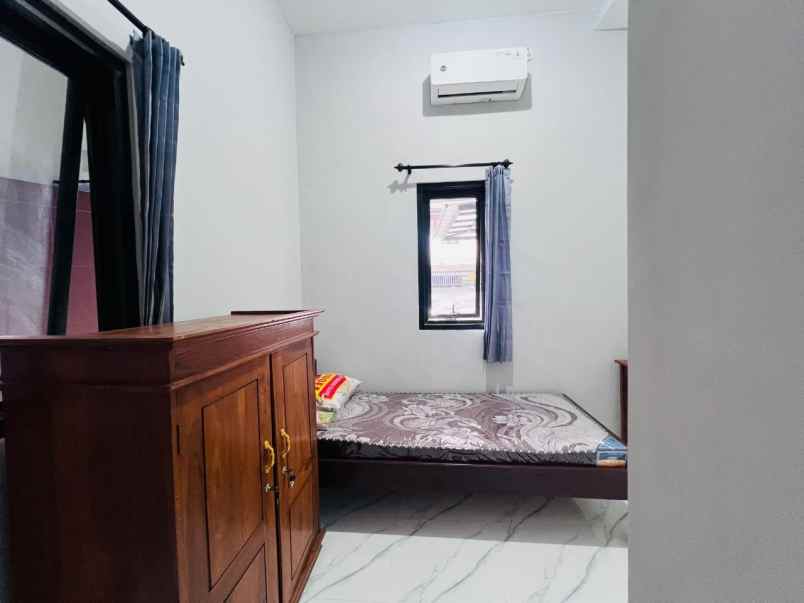 dijual kost ngagel mulyo