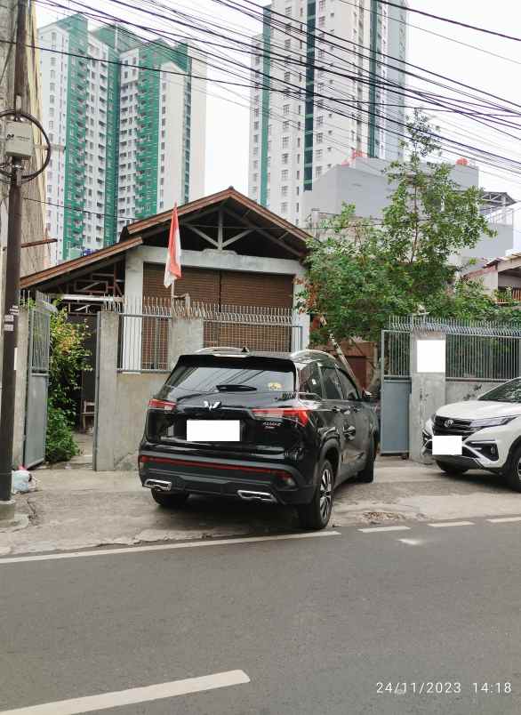 dijual kost pramuka jati