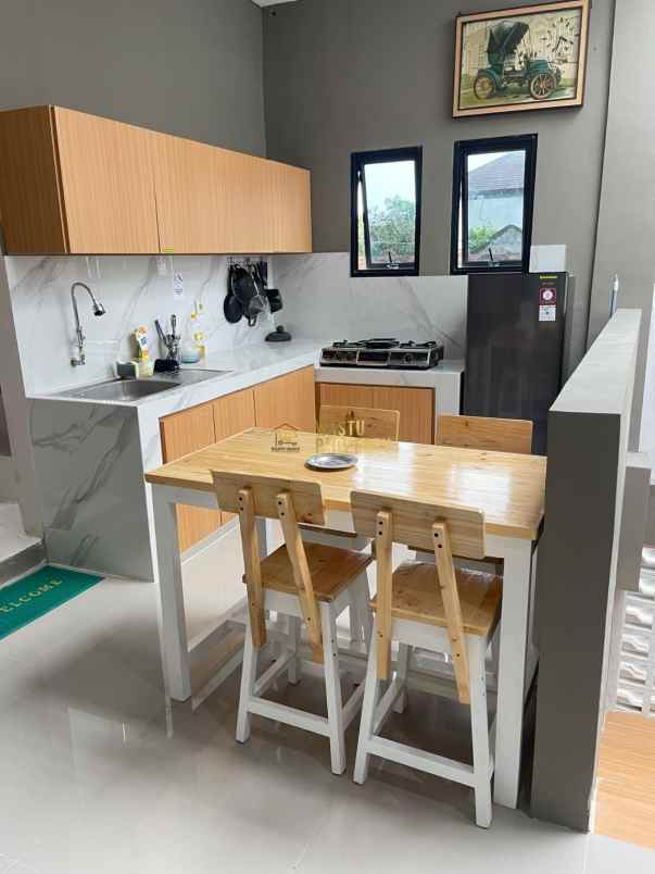 dijual kost sariharjo ngaglik sleman