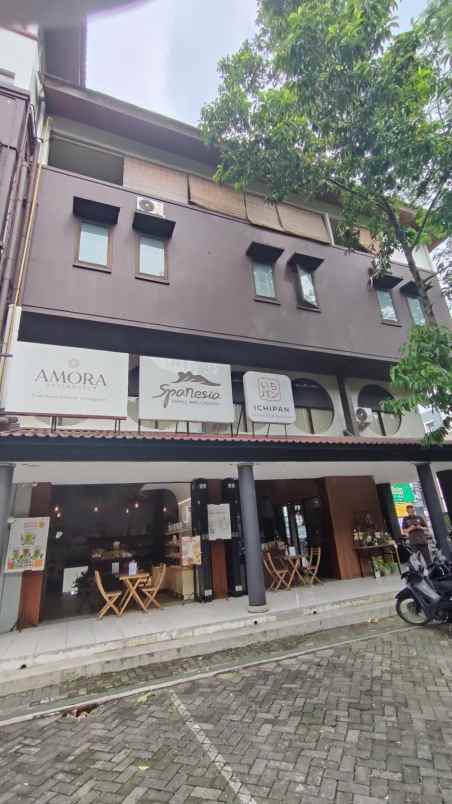 dijual murah ruko setrasari mall