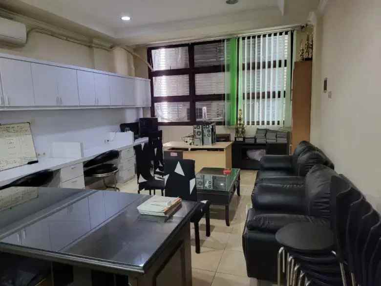 dijual ruko bagus siap pakai tidar mas square surabaya