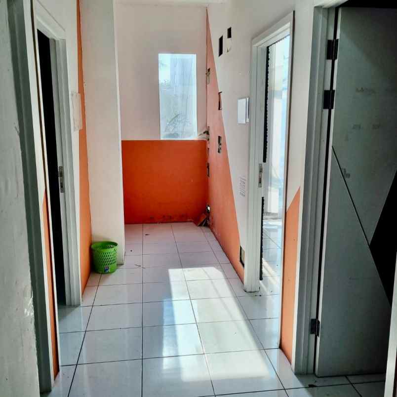 dijual ruko gudang kantor jalan boulevard hijau raya