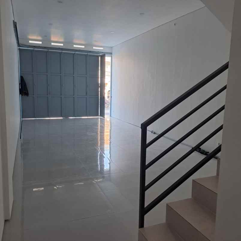 dijual ruko gudang kantor jl kuningan raya antapani