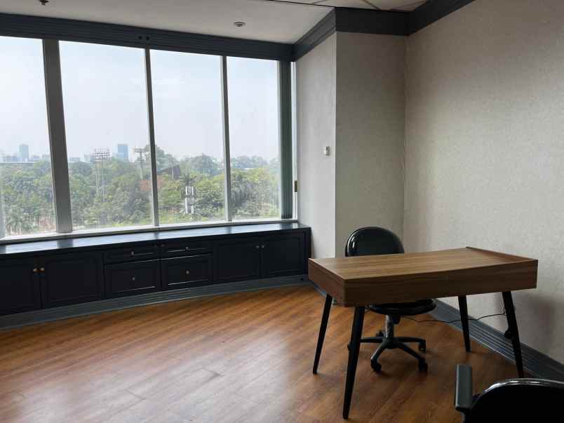 dijual ruko gudang kantor menara sudirman jln