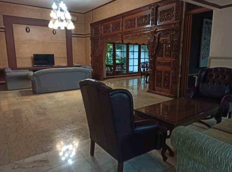 dijual ruko gudang kantor mumbul nusa dua kec kuta