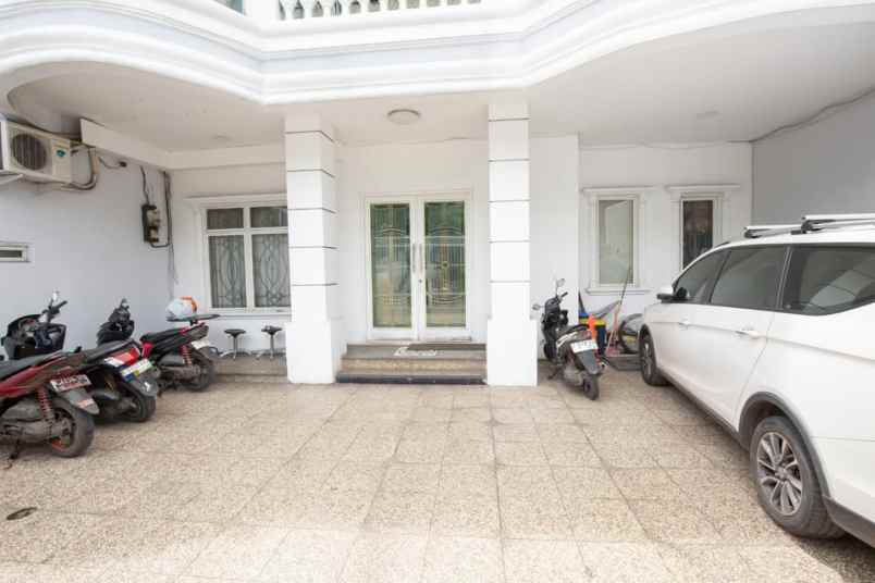 dijual ruko gudang kantor pegadungan kalideres