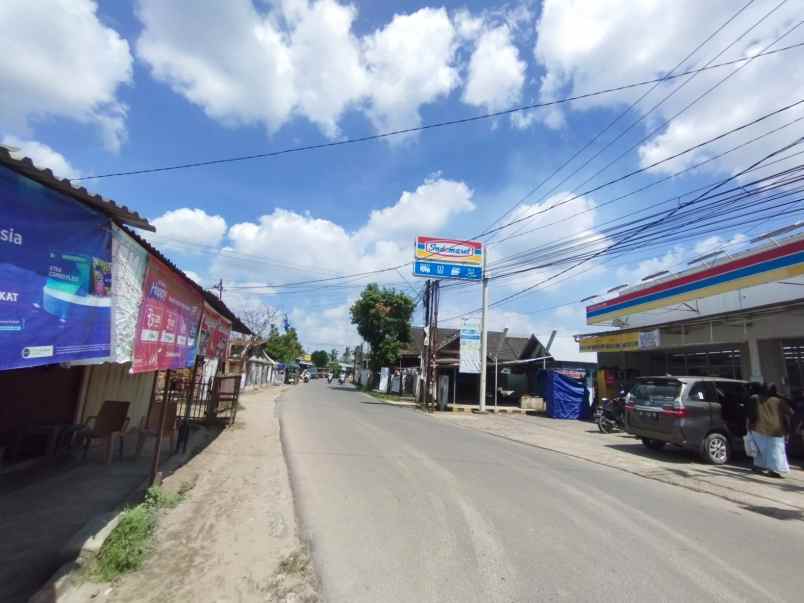 dijual ruko indomaret lokasi pinggir jalan sako baru