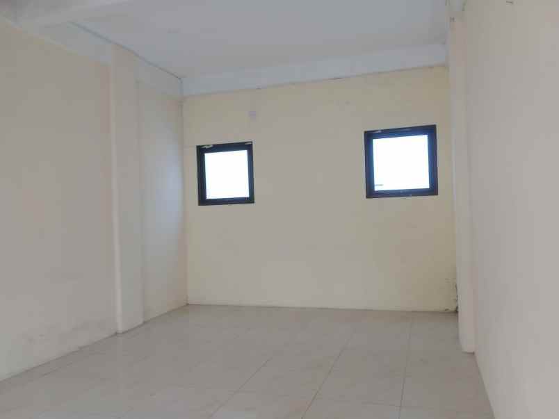 dijual ruko siap usaha di depok lt 80m lb 180m