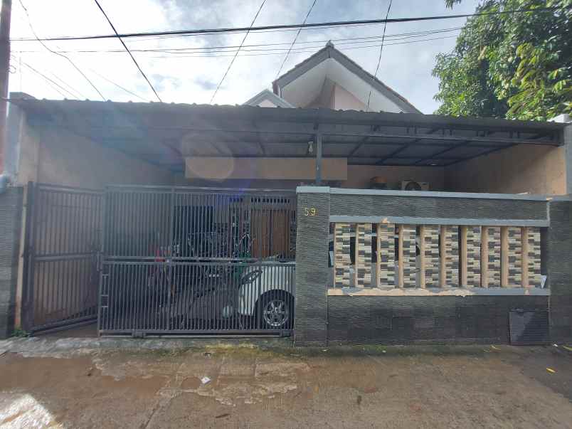 dijual rumah 1 4 m nego shm