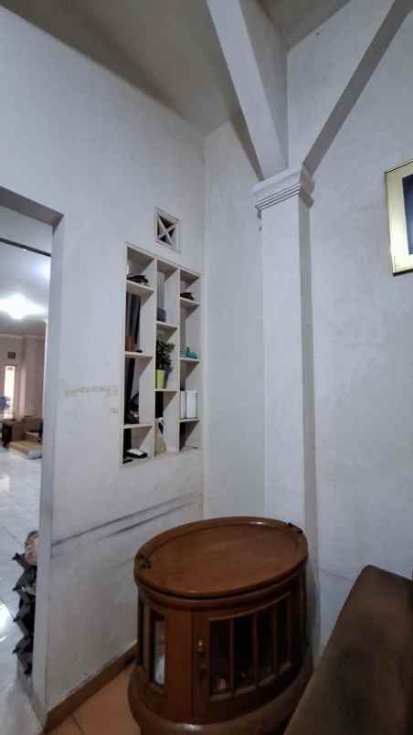 dijual rumah 123 jln boulevard grand