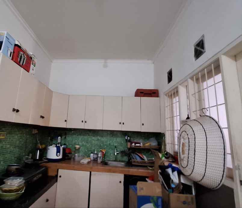 dijual rumah 123 jln boulevard grand