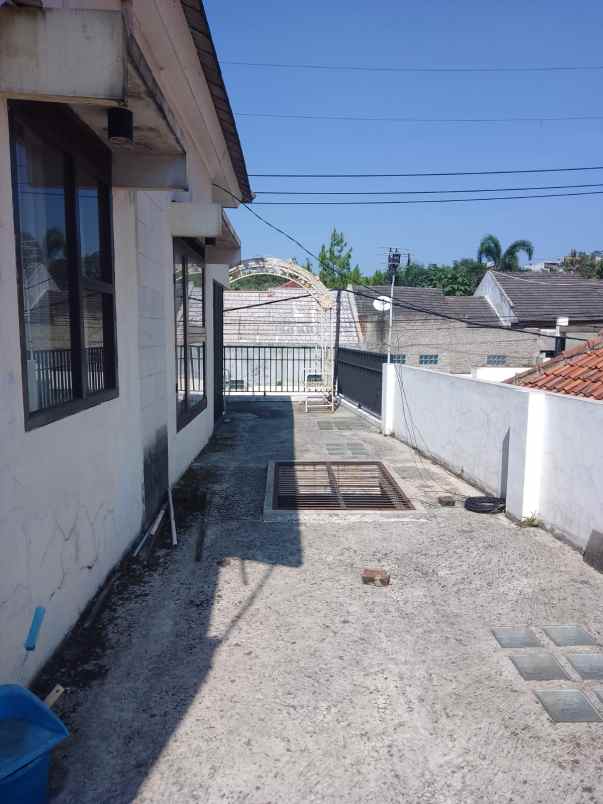 dijual rumah 2 lantai di cibeber cimahi bandung