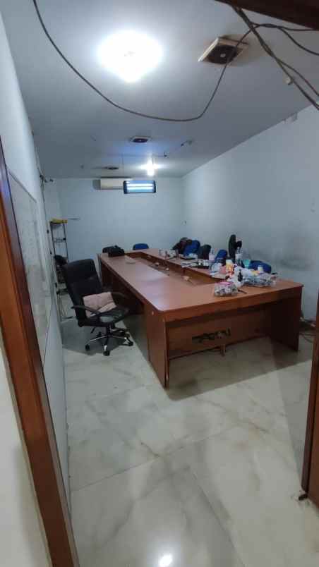 dijual rumah 2 lantai di perumahan mangliawan malang