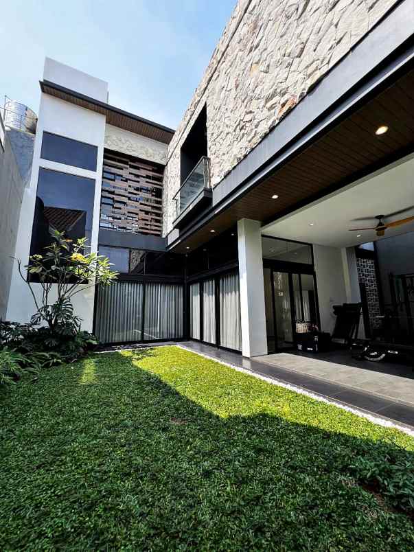 dijual rumah ampera kemang jakarta selatan