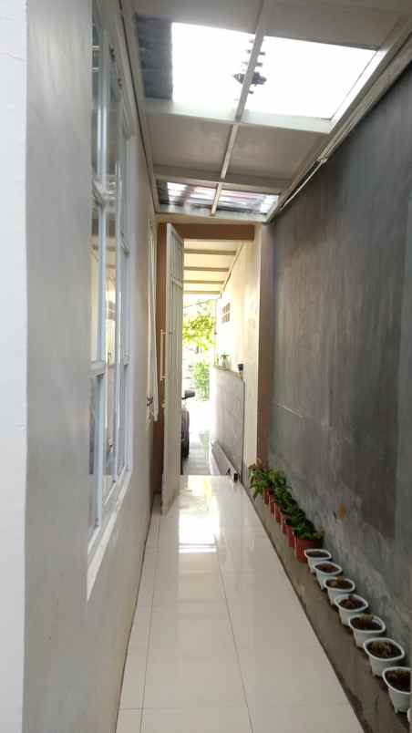 dijual rumah annisa regency