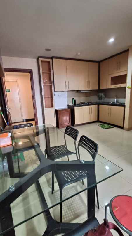 dijual rumah apt paladian park kelapa