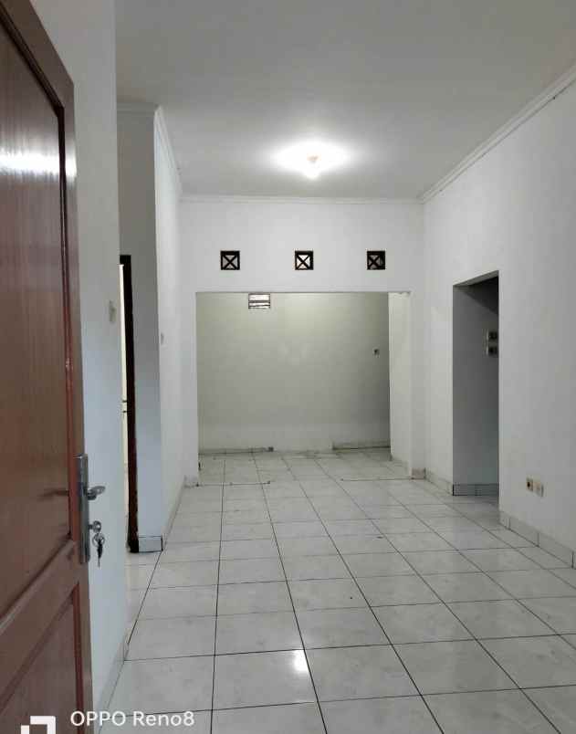 dijual rumah arcamanik endah