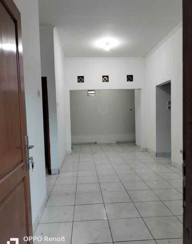 dijual rumah arcamanik endah