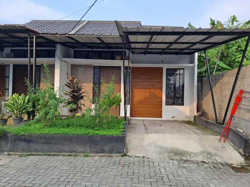 dijual rumah babelan