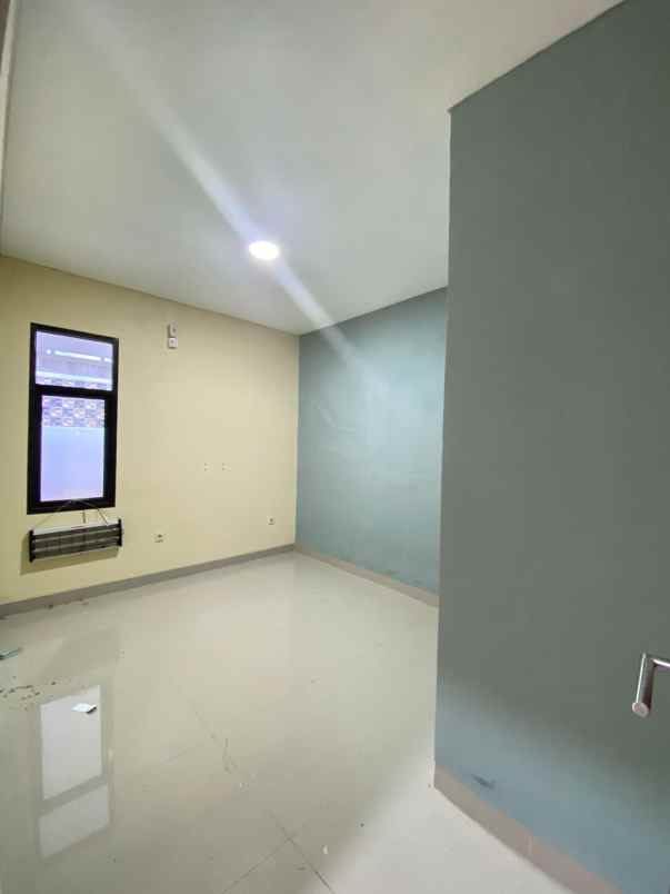 dijual rumah balandongan caringin bogor