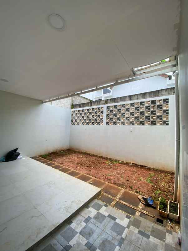 dijual rumah balandongan caringin bogor