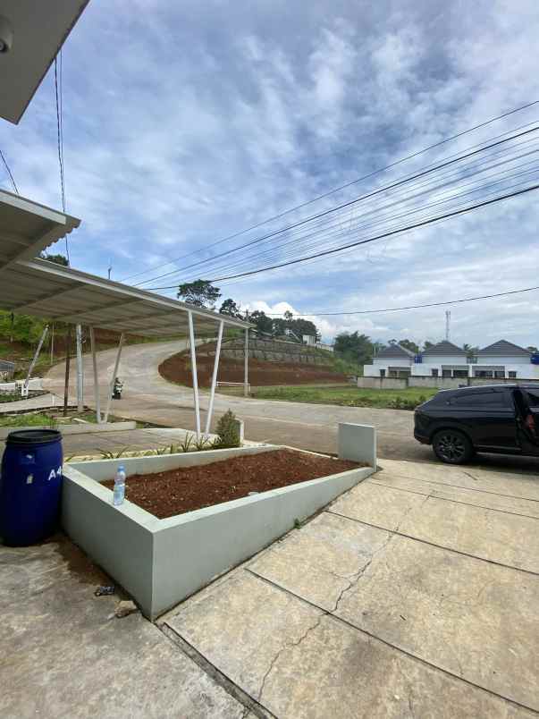 dijual rumah balandongan caringin bogor