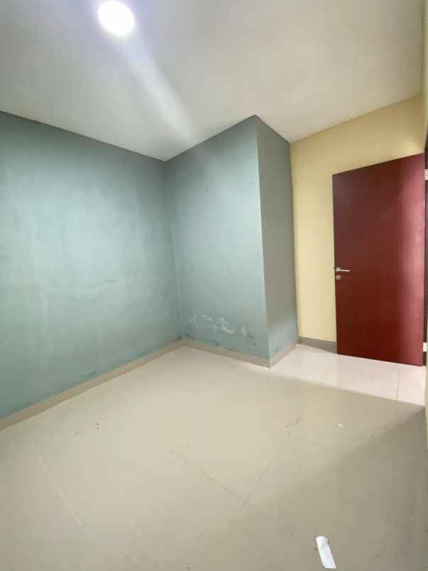 dijual rumah balandongan caringin bogor