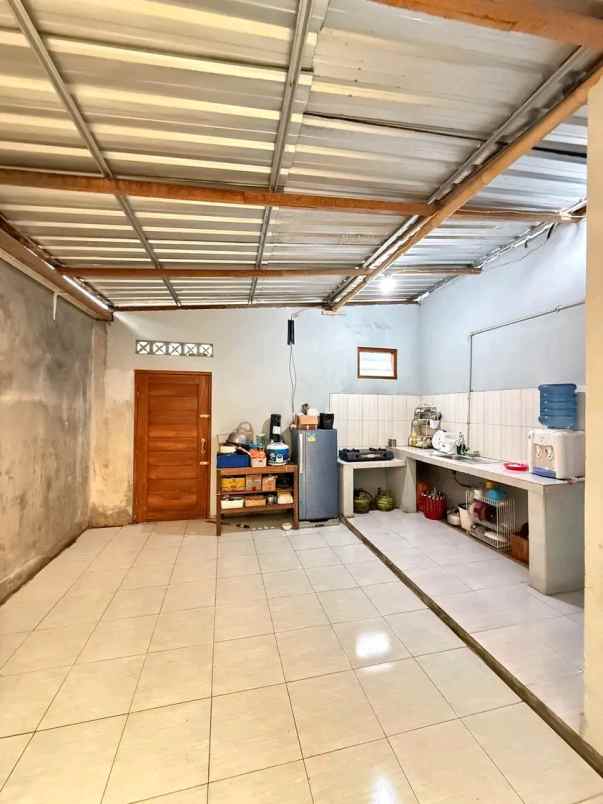 dijual rumah banguny