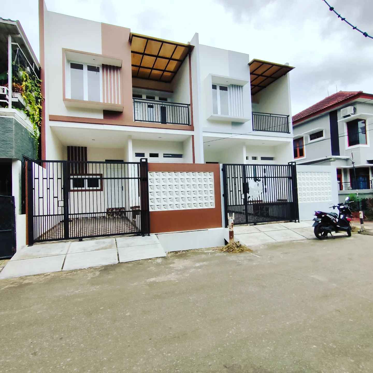 dijual rumah baru siap huni di galaxy bekasi selatan