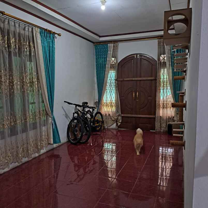 dijual rumah beji