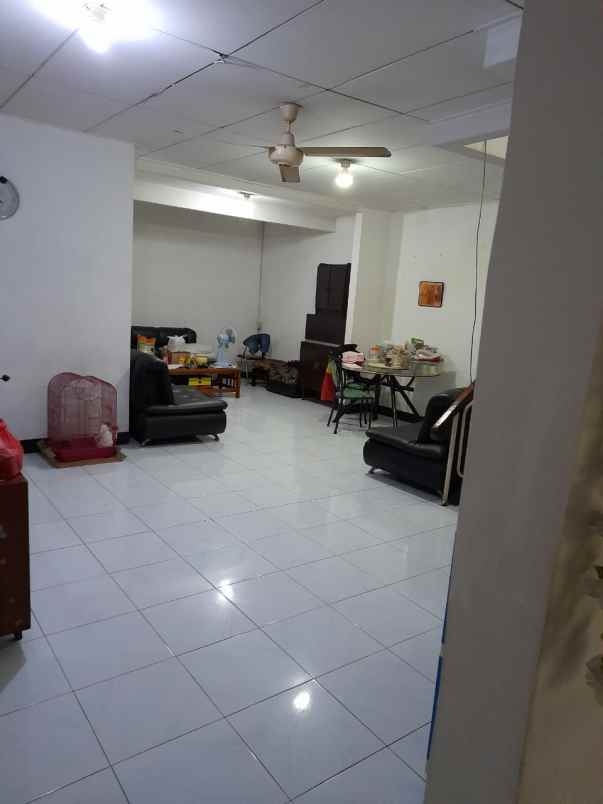 dijual rumah belakang mall kelapa gading