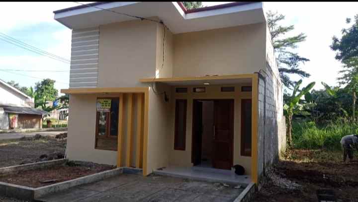 dijual rumah bojongsari depok