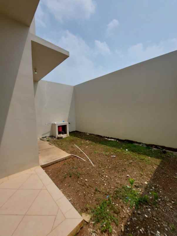 dijual rumah bsd serpong tangsel