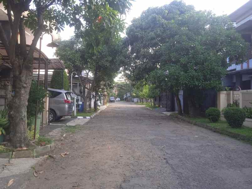 dijual rumah buahbatu regency