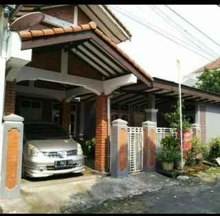 dijual rumah bubulak