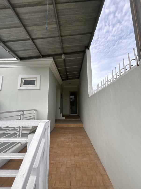 dijual rumah bukit golf riverside cibubur