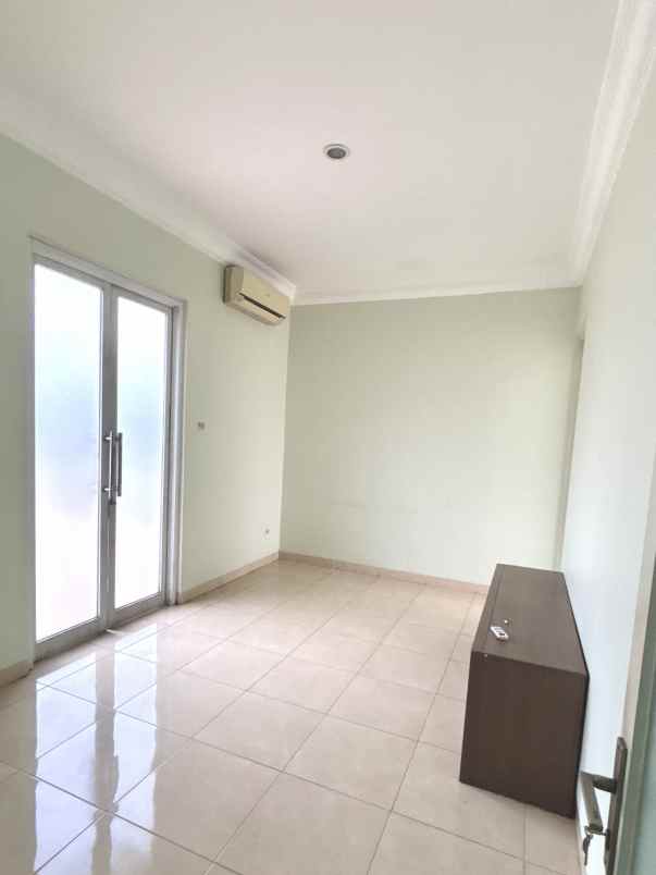 dijual rumah bukit golf riverside cibubur